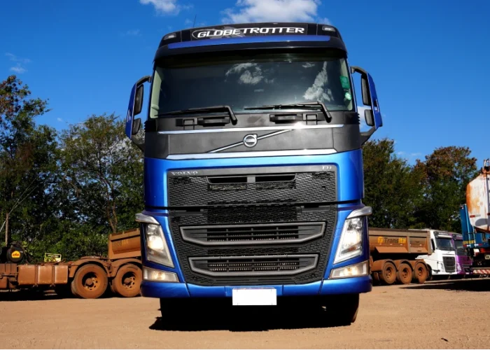 14 Volvo FH 460 8x2 Globetrotter 2021 1_1x