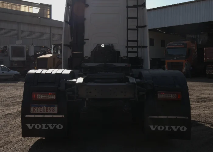 Volvo FH 460 6x2 Globetrotter 2021